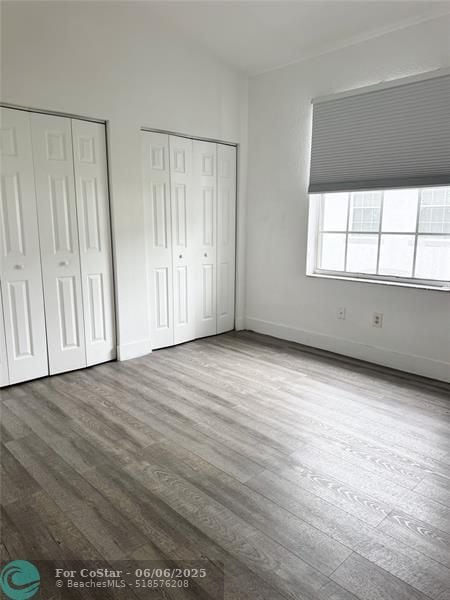 Building Photo - 701 SW 148th Ave