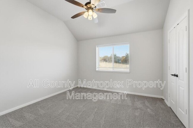 Building Photo - 3543 Beaumont Dr