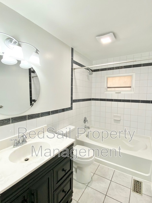 Building Photo - 249 Manchester Dr