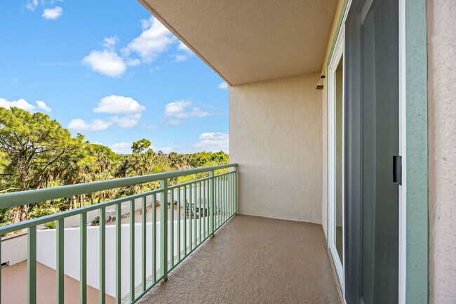 Building Photo - 701 Pilot Ln