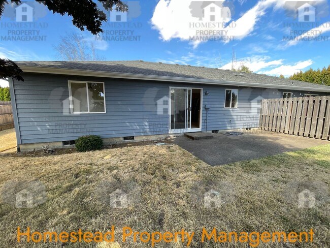 Building Photo - 545