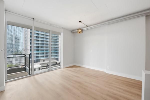 Building Photo - 690 SW 1st Ct