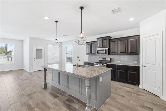 Building Photo - 2532 Candle Ln