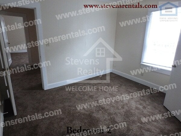 Building Photo - 1904 N Dixie Ave