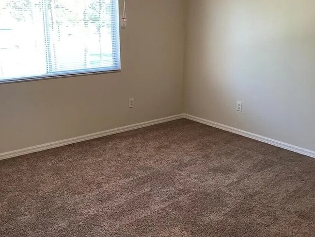 Building Photo - 2261 Fluorshire Dr