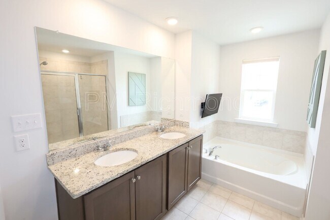 Building Photo - 5918 Brailen Dr