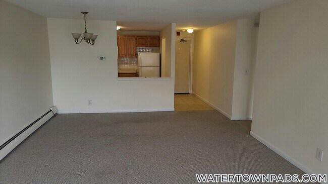 Building Photo - 245 Main St