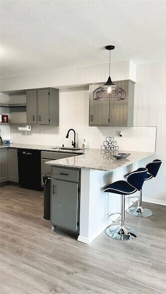 Building Photo - 2008 Cypress Pl