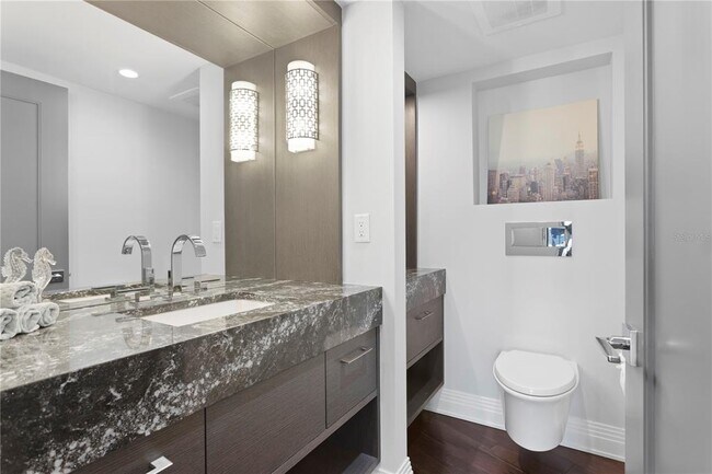 Building Photo - 3301 Bayshore Blvd