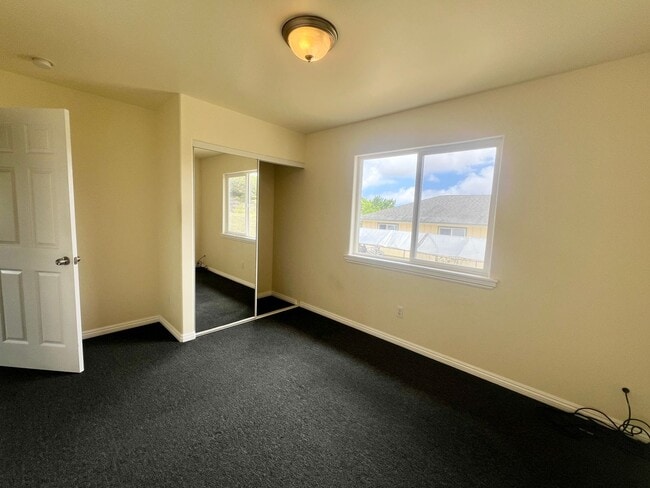 Building Photo - 3 Bedroom Home in Discovery Harbor with Ga...