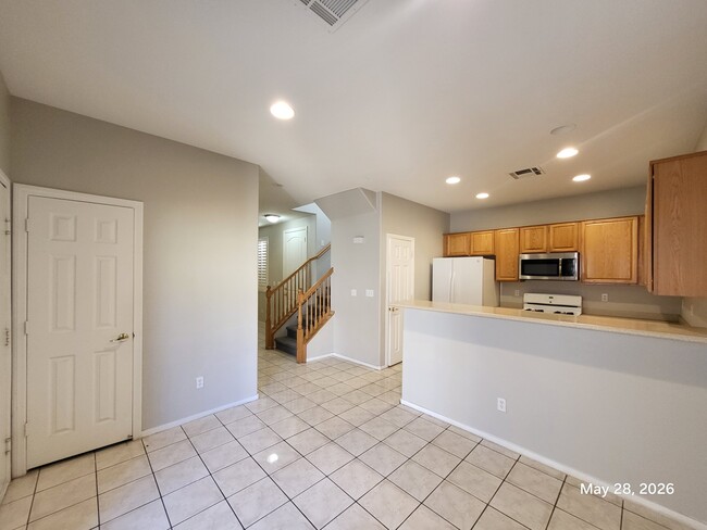 Building Photo - 9843 W Overlook Ridge Ave