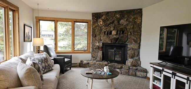 Primary Photo - 600 Ponderosa Dr