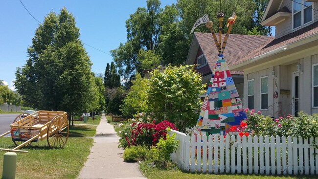 Building Photo - 181 N 200 E