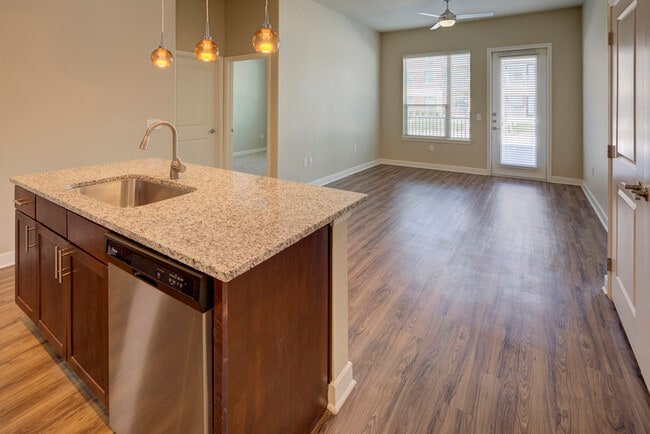 Atlas 2x2 Unfurnished Kitchen/Living - Northside Apartments