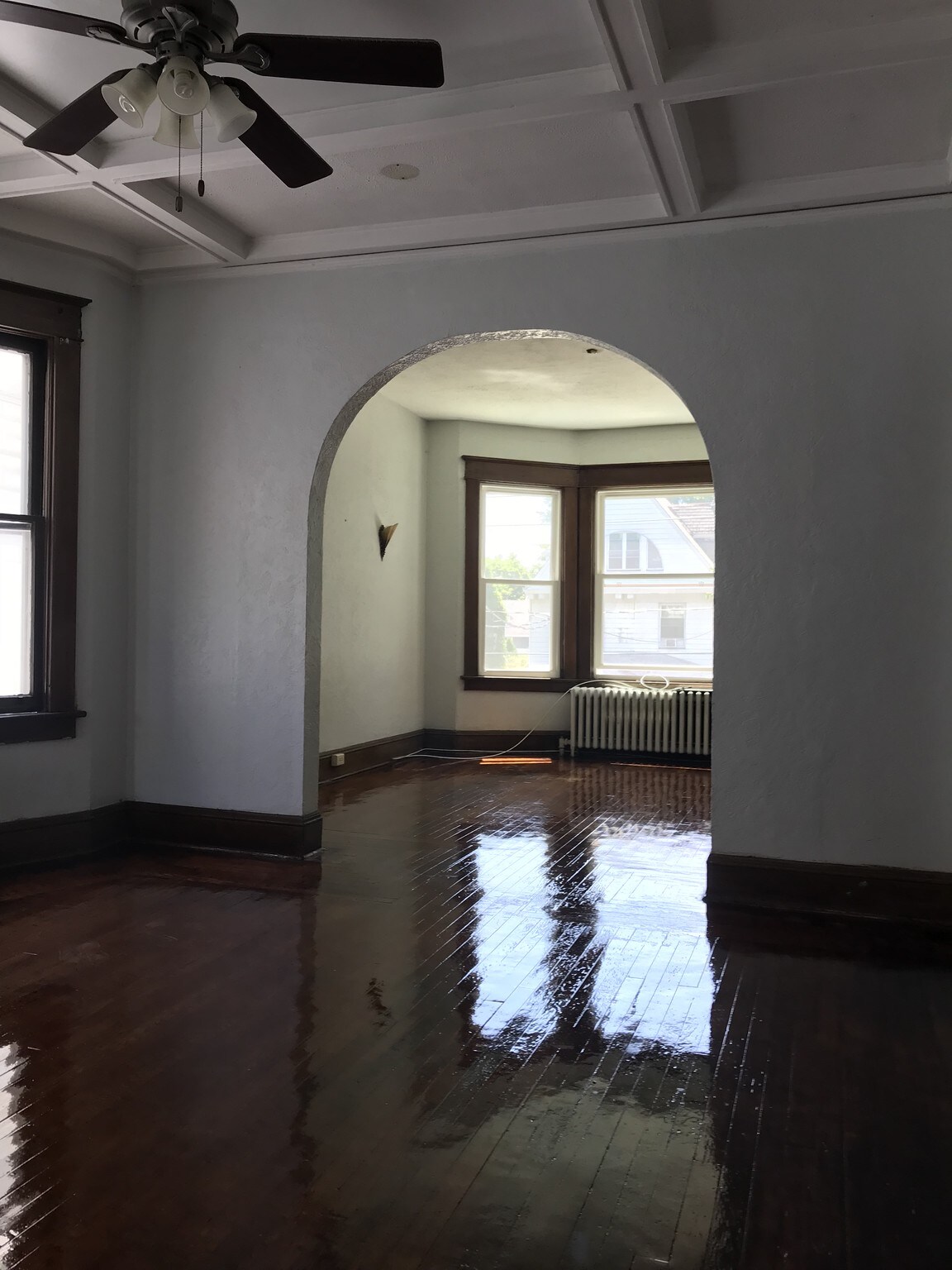 Building Photo - 639 Morris St