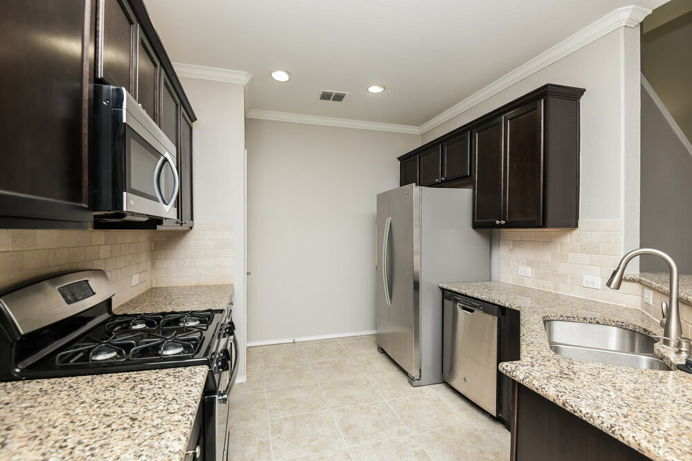 Building Photo - 5864 Fir Tree Ln