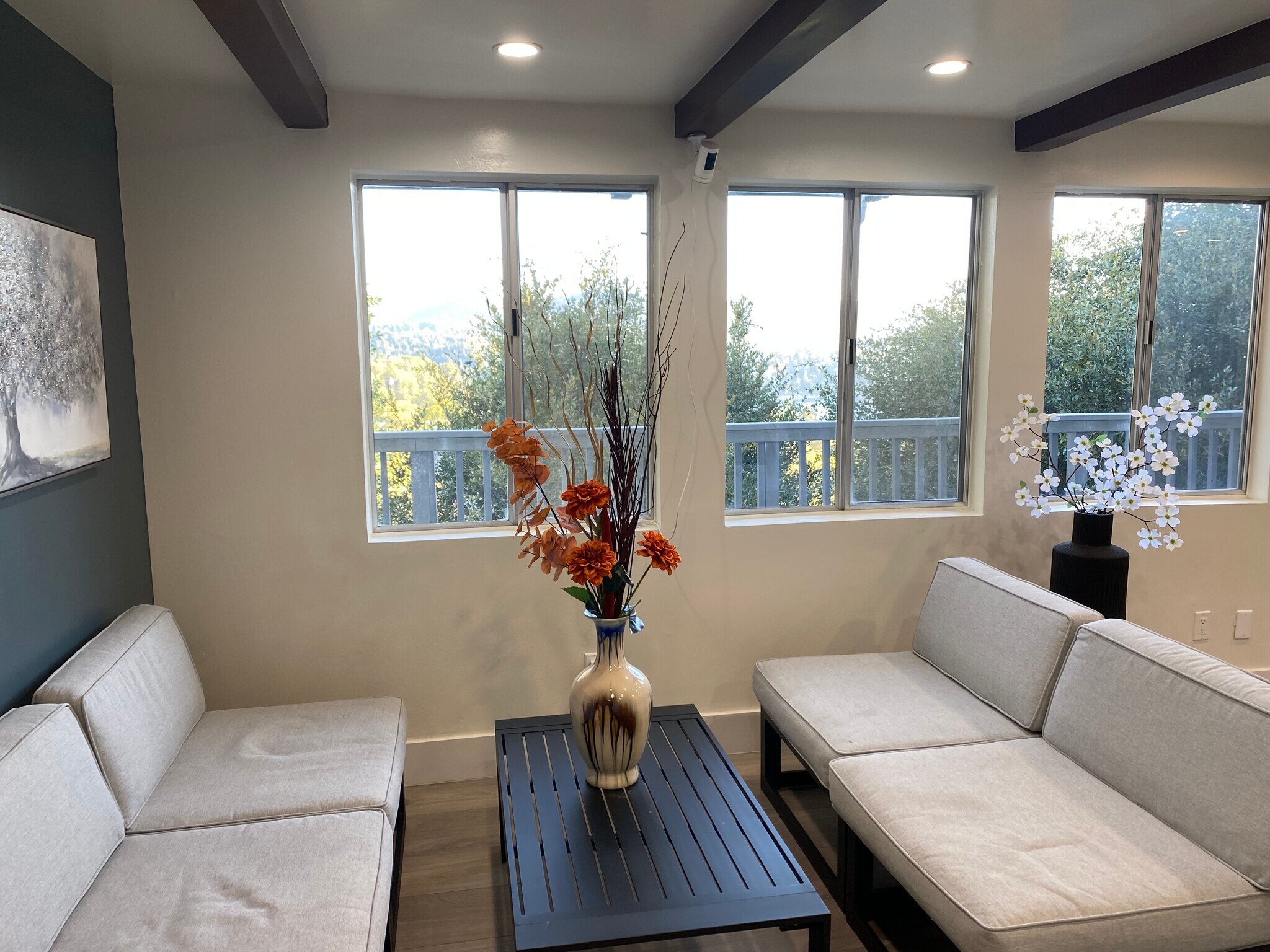 Building Photo - 1322 Yellowstone Dr