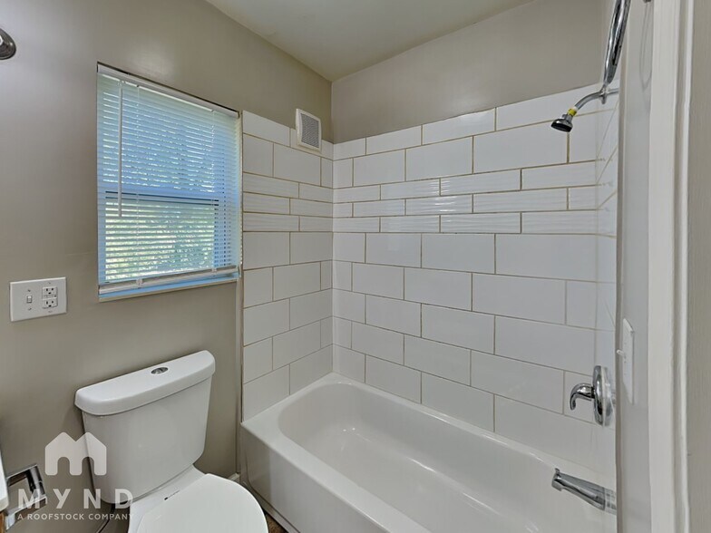 Building Photo - 3400 1st Ave