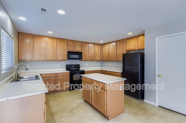 Building Photo - 11853 Bolton Cir