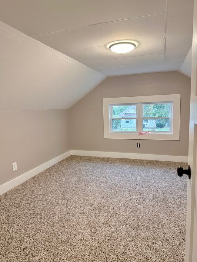 Building Photo - 34 Bakerdale Rd