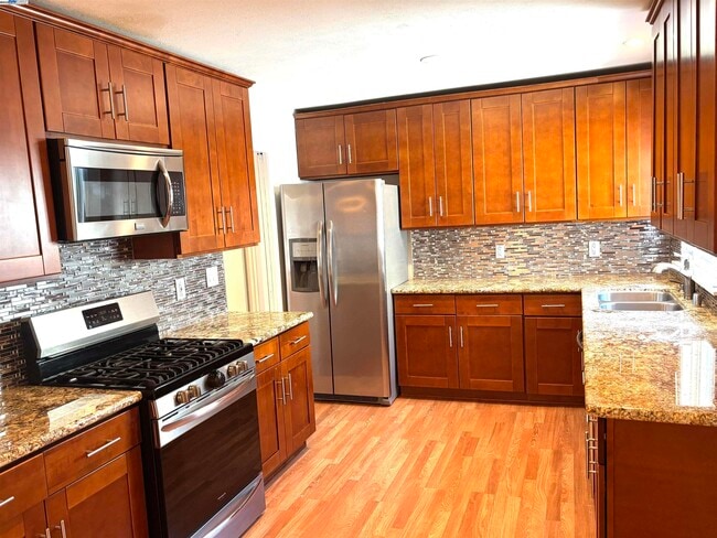 Building Photo - 3428 San Marino Ave