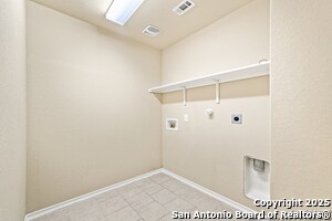 Building Photo - 14051 Cremello Fls