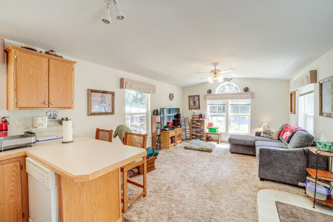 Building Photo - 16934 Tyee Dr