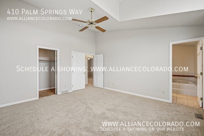 Building Photo - 410 Palm Springs Way