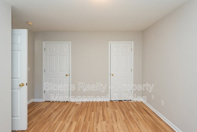 Building Photo - 1343 Pinnacle Ln