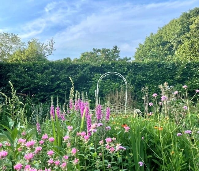 Building Photo - 6 Nidzyn Ave