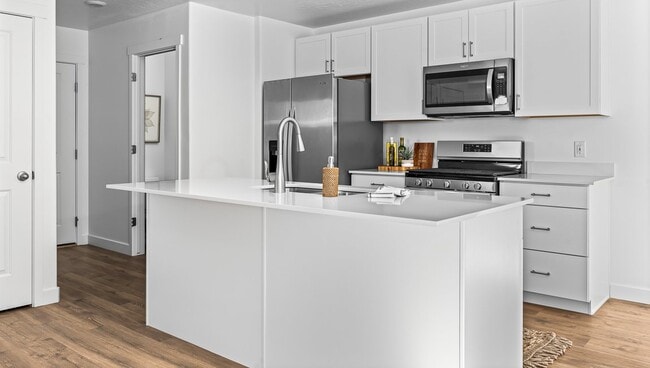 Building Photo - 3755 W 930 N
