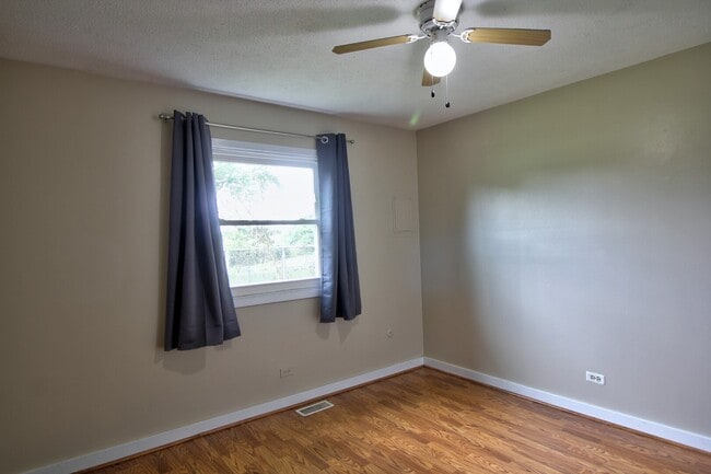 Building Photo - 3327 Allspice Ct