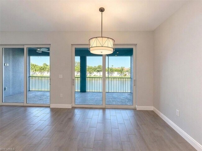 Building Photo - 2549 Seychelles Dr