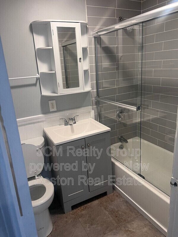 Building Photo - 56 Johnson St