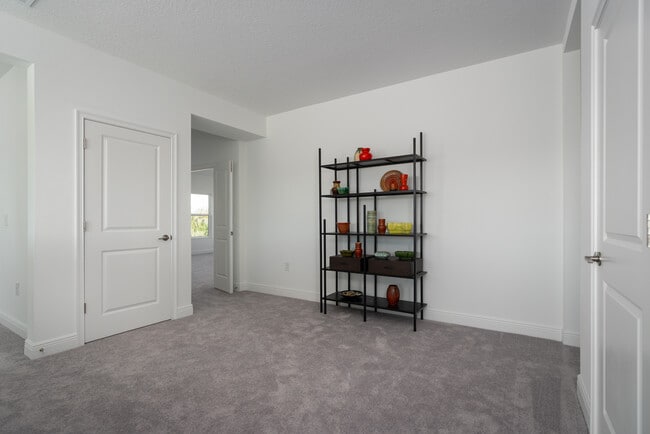 Building Photo - 318 Rafael Blvd NE