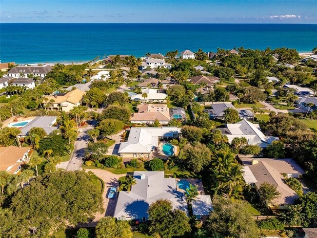 Building Photo - 1945 Anglers Cove