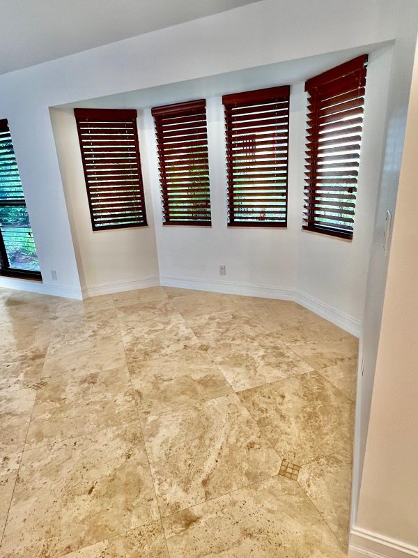 Building Photo - 6083 Vista Linda Ln