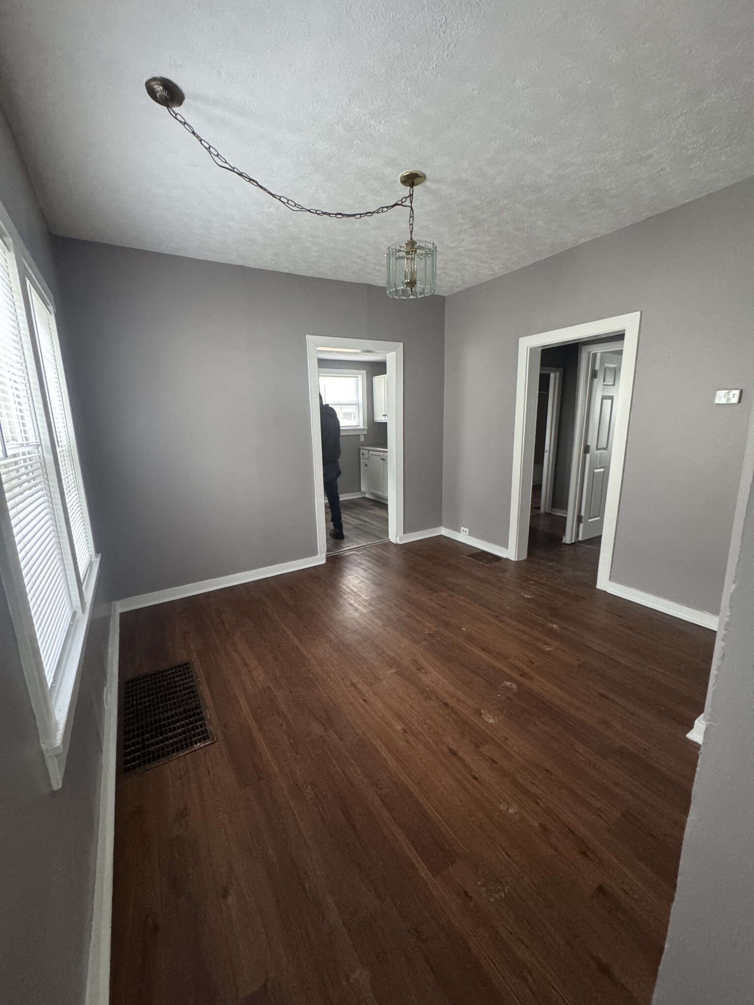 Dining Room - 924 Burton Ave