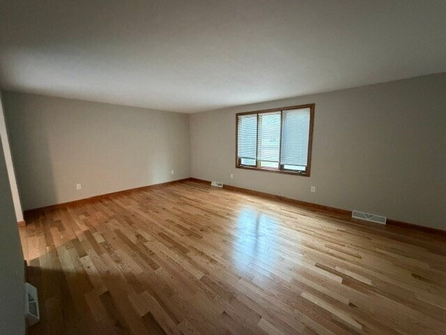 Building Photo - 206 Comfort St