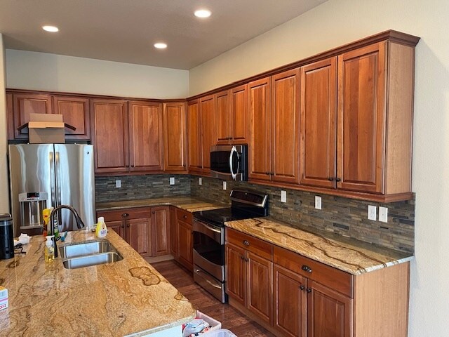 Building Photo - 12737 Mission Meadow Dr