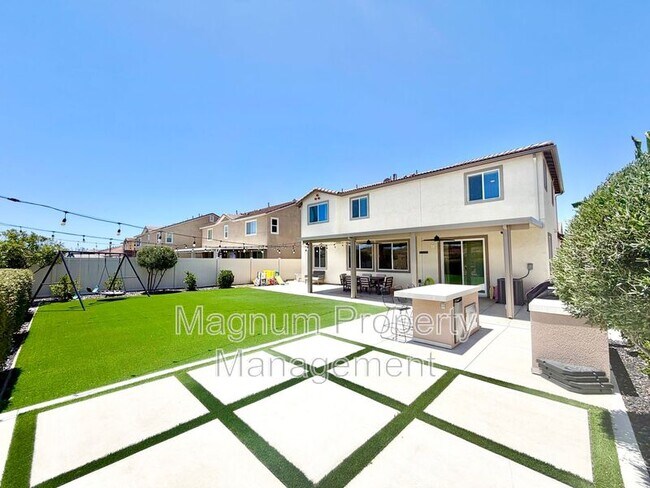 Building Photo - 34257 Swordfern Pl