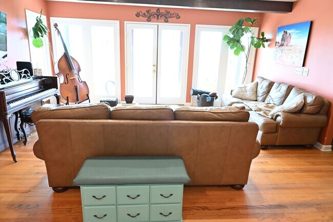 Building Photo - Remodeled Hilltop Home with a View