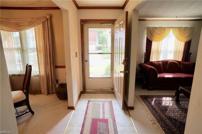 Building Photo - 937 Thompson Way