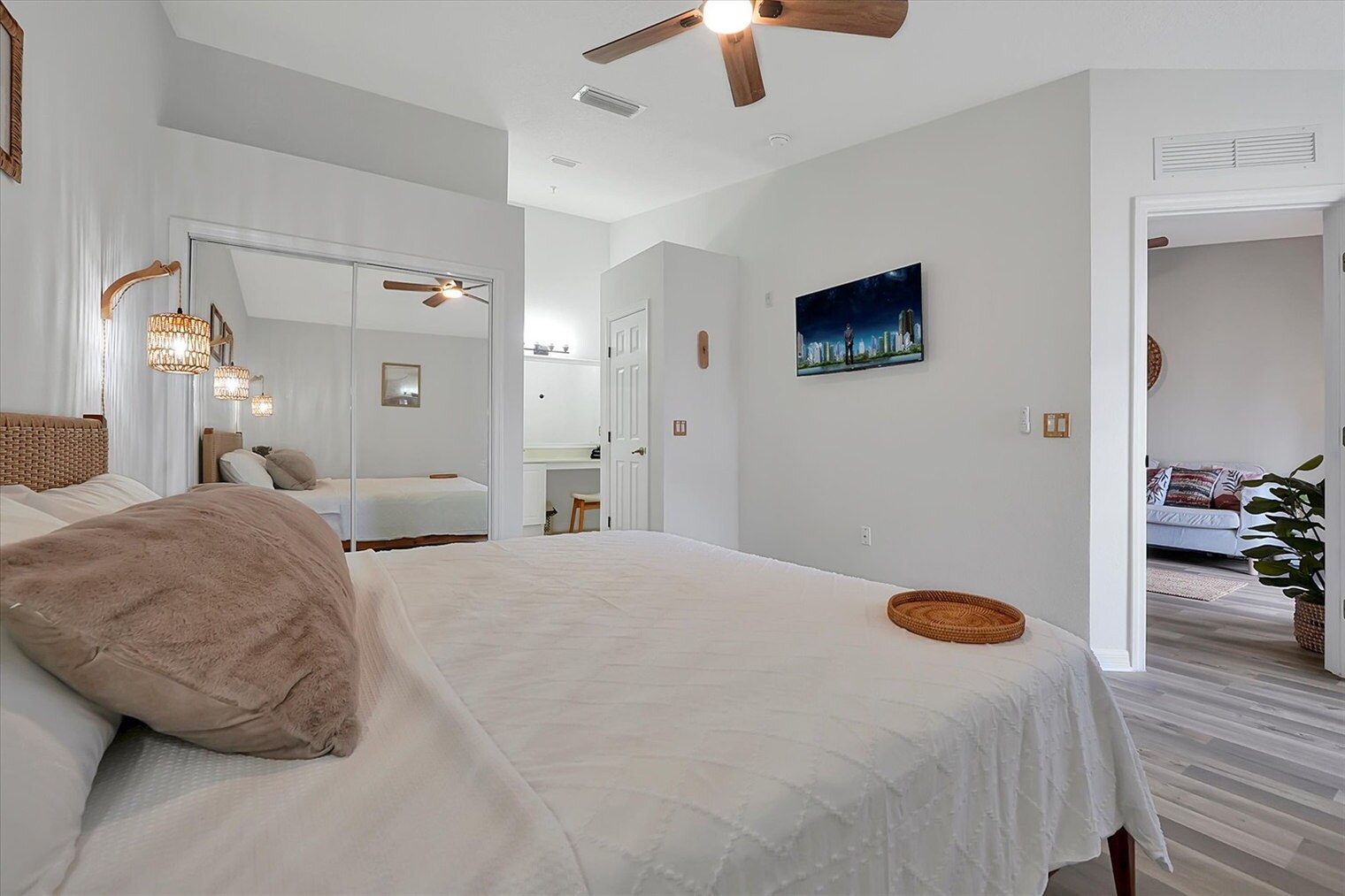 Building Photo - 2722 Club Cortile Cir