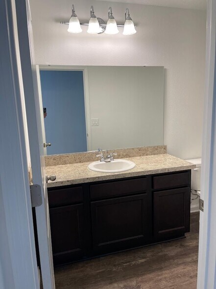 Building Photo - 34974 Daisy Meadow Loop