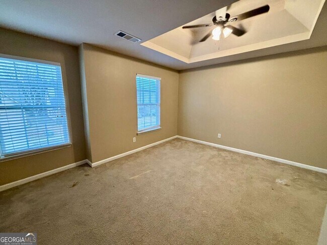 Building Photo - 345 Blackwood Ln