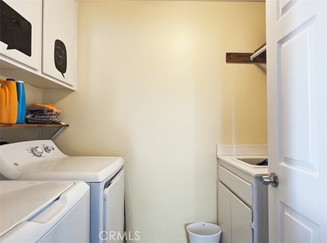 Building Photo - 697 Calumet Ave