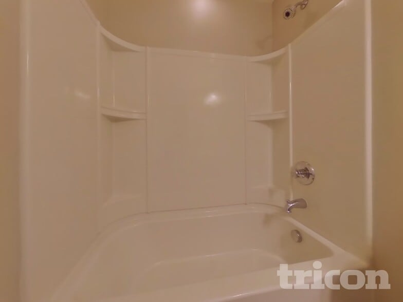 Building Photo - 209 Autumn Stroll Ct