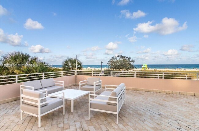 Building Photo - 345 Ocean 525