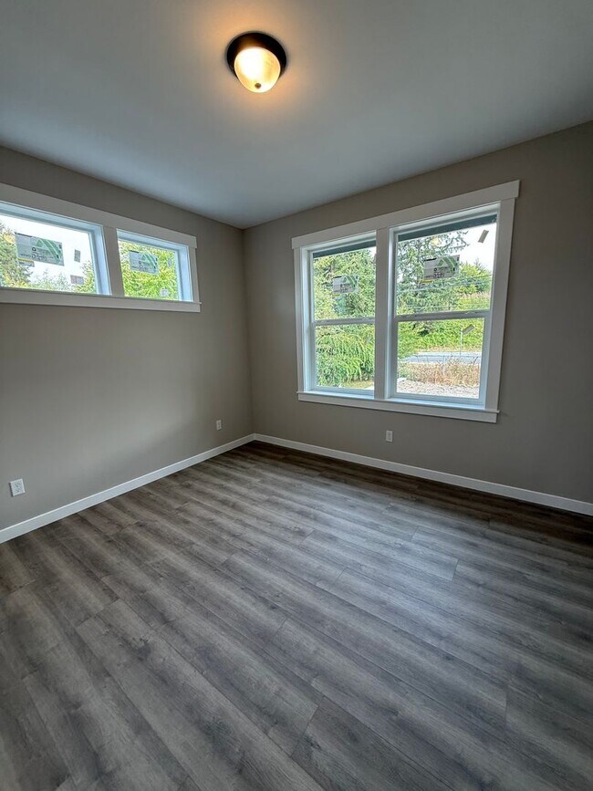 Building Photo - Newly Built Home in Birch Bay Village!